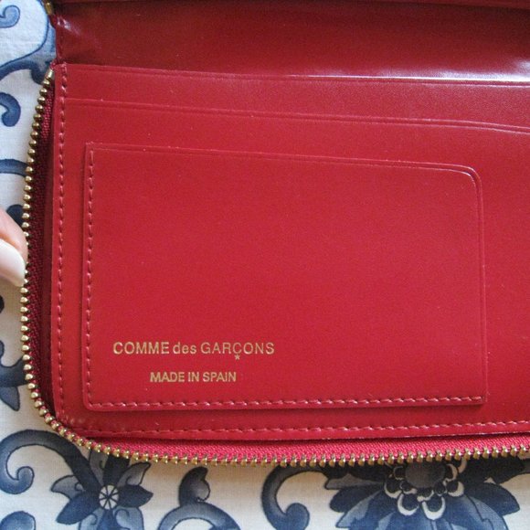SOLD! RARE New+Tag~ Comme des Garçons Red CLOVER Large Leather Wallet - Picture 3 of 9